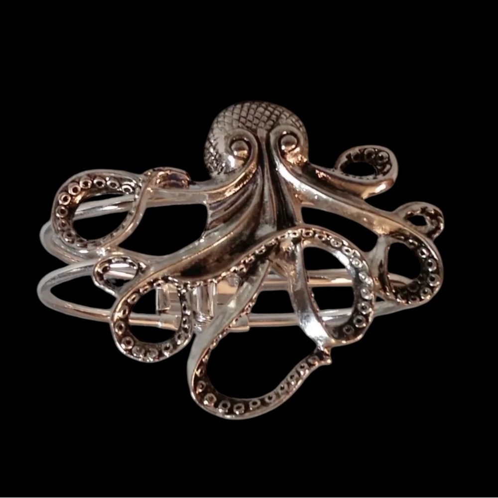 Bracelet Octopus Design Silver and Black Spring Hinge Costume Jewelry Fashion